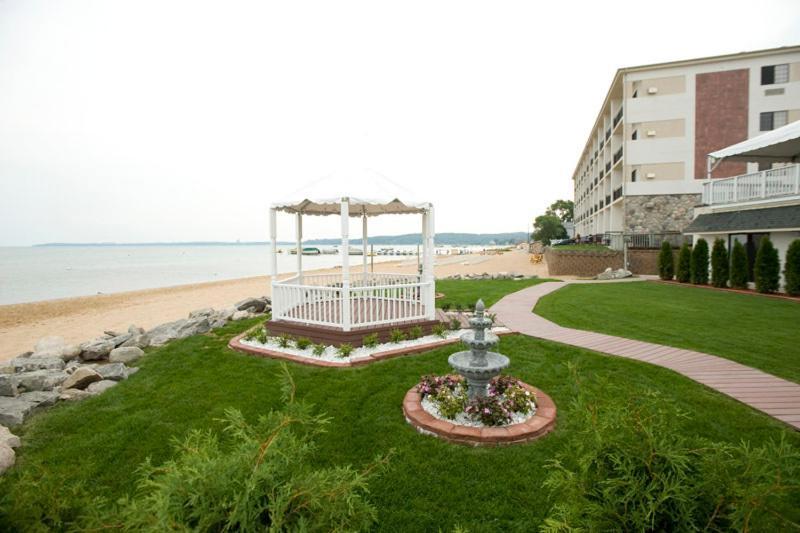 Parkshore Resort Traverse City Exterior photo